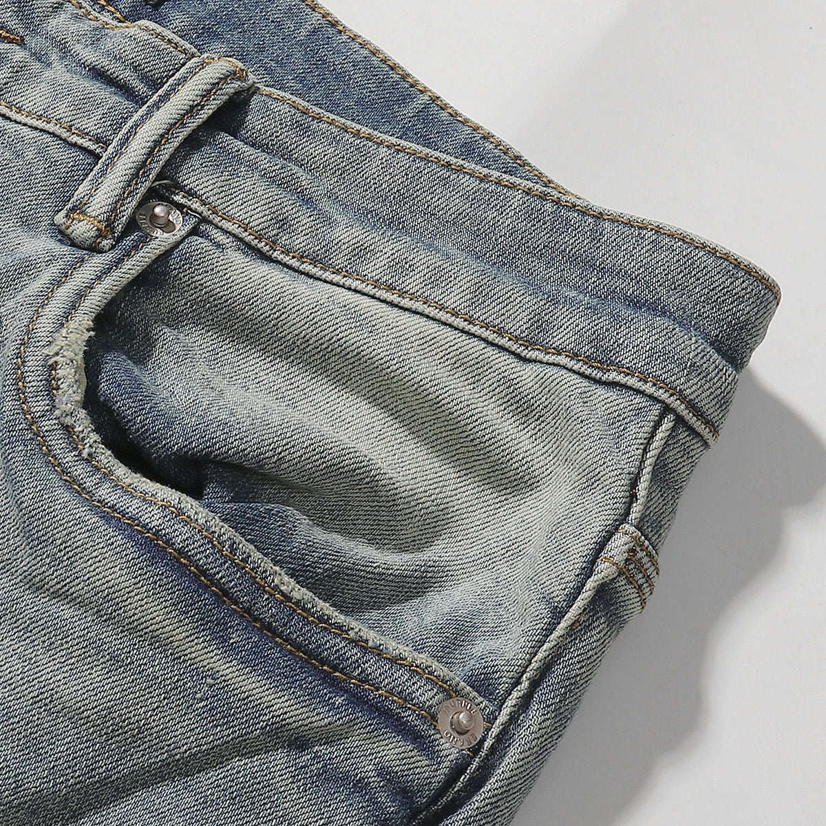 Purple‑Brand Light Blue Wash Knee Rip Straight Leg Jeans